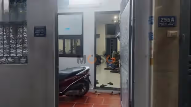 Cho thuê nhà hẻm Phố Mậu Lương Kiến Hưng, Hà Nội – 2 phòng ngủ, giá 5.5 triệu
