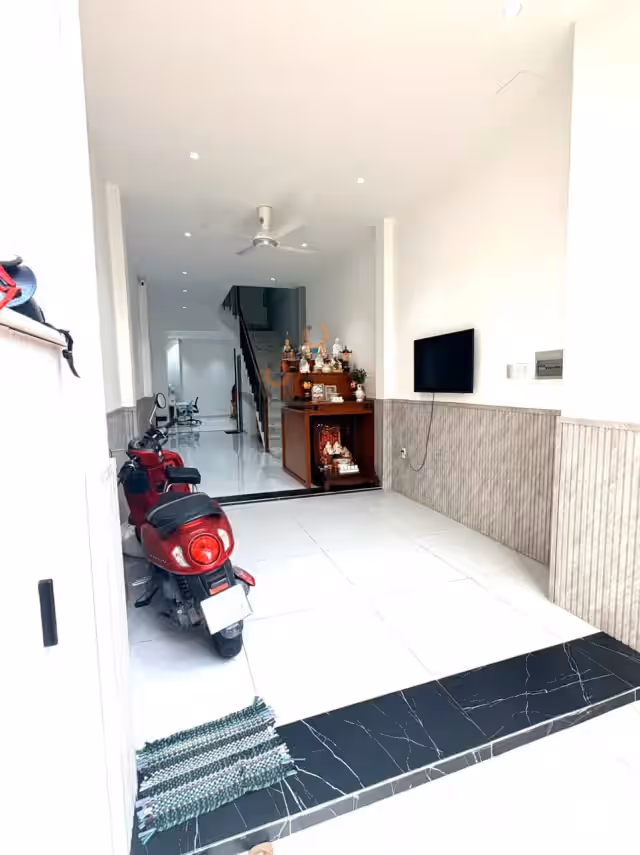 Bán nhà hẻm Mai Xuân Thưởng Quận 6, TP.HCM – 3 phòng ngủ, giá 12.9 tỷ Bán nhà hẻm Mai Xuân Thưởng Quận 6, TP.HCM – 3 phòng ngủ, giá 12.9 tỷ
