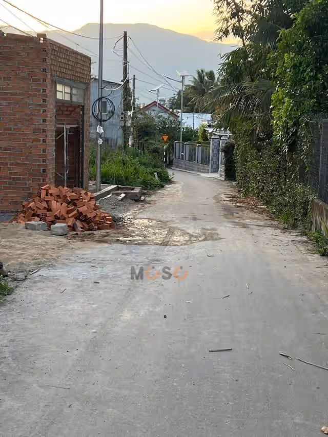 Bán đất Thôn Khánh Thành Nam Huyện Cam Lâm, Khánh Hòa – giá 650 triệu Bán đất Thôn Khánh Thành Nam Huyện Cam Lâm, Khánh Hòa – giá 650 triệu