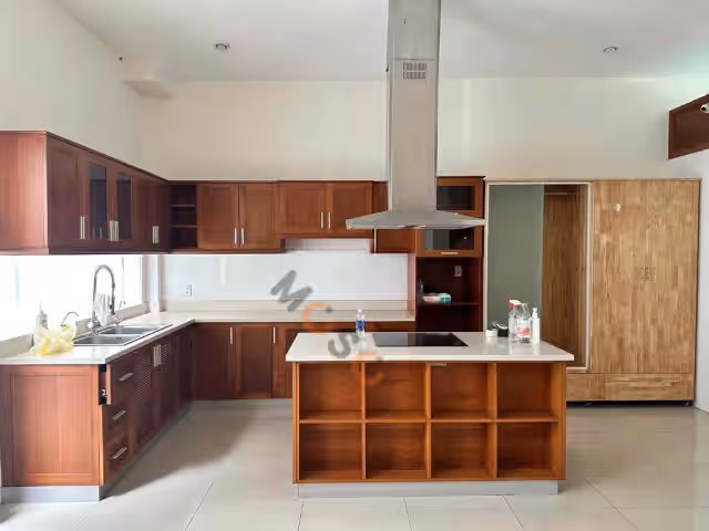 Cho thuê nhà hẻm Đường số 46 Quận 7, TP.HCM – 5 phòng ngủ, giá 37 triệu