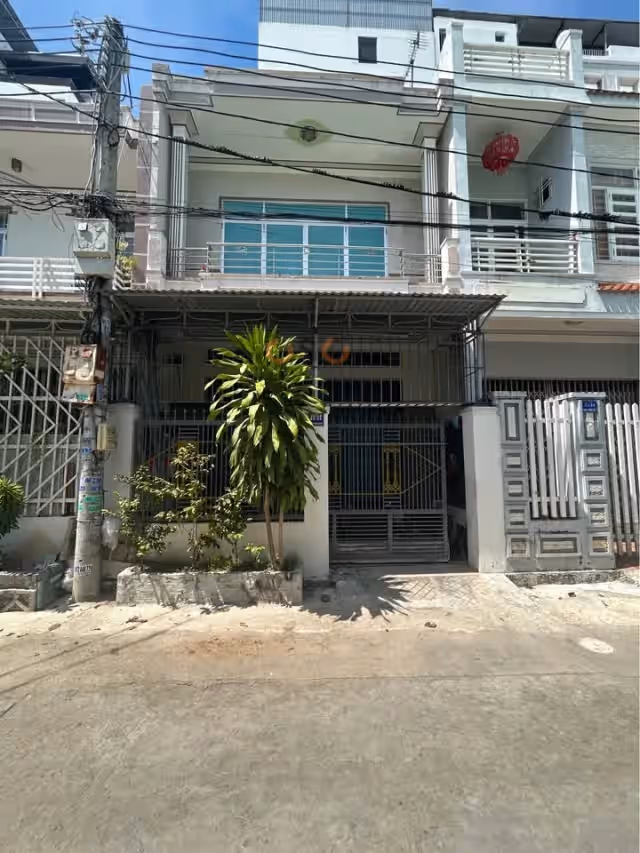 Bán nhà hẻm Nguyễn Dữ Thành phố Nha Trang, Khánh Hòa – 2 phòng ngủ, giá 4.6 tỷ