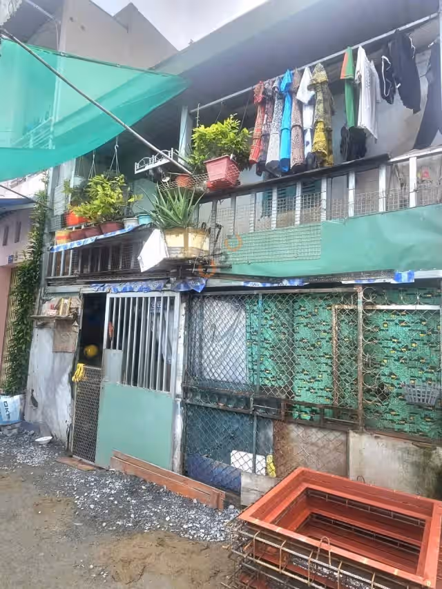 Bán nhà hẻm Bà Hom Quận 6, TP.HCM – 1 phòng ngủ, giá 4.2 tỷ Bán nhà hẻm Bà Hom Quận 6, TP.HCM – 1 phòng ngủ, giá 4.2 tỷ