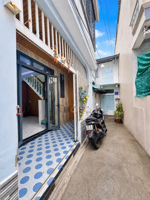Bán nhà hẻm Hùng Vương Quận Ninh Kiều, TP. Cần Thơ – 3 phòng ngủ, giá 2 tỷ Bán nhà hẻm Hùng Vương Quận Ninh Kiều, TP. Cần Thơ – 3 phòng ngủ, giá 2 tỷ