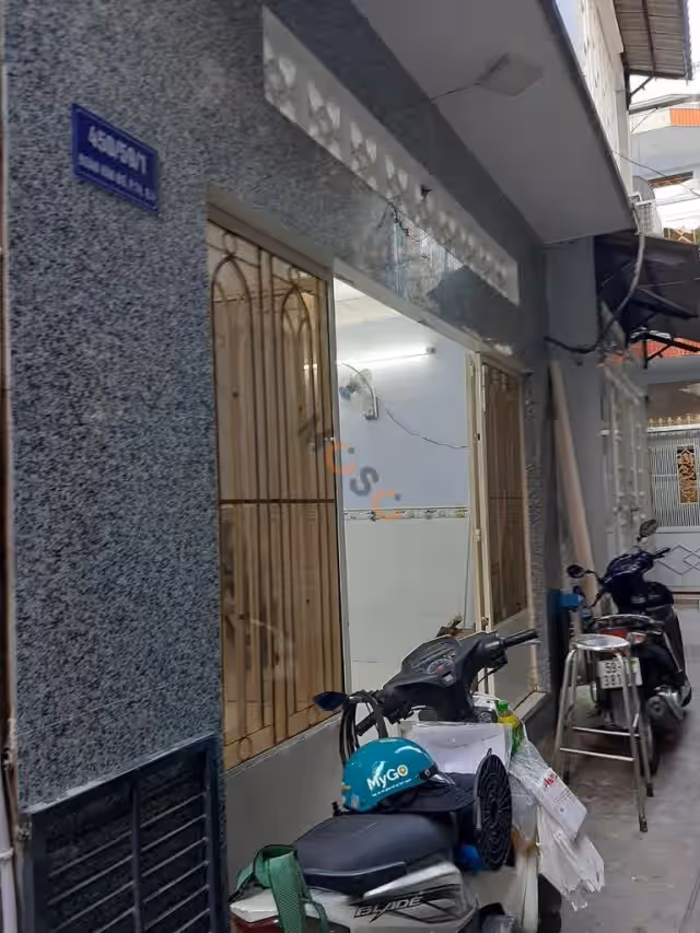 Cho thuê nhà hẻm Đoàn Văn Bơ Quận 4, TP.HCM – 2 phòng ngủ, giá 6 triệu