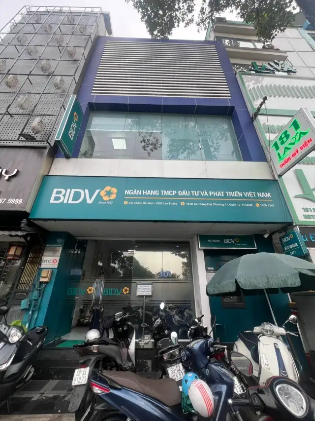 Cho thuê nhà mặt tiền Ba Tháng Hai Quận 10, TP.HCM – 1 phòng ngủ, giá 70 triệu Cho thuê nhà mặt tiền Ba Tháng Hai Quận 10, TP.HCM – 1 phòng ngủ, giá 70 triệu