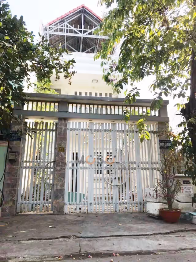 Bán nhà mặt tiền đường D5B  Quận 7, TP.HCM – 4 phòng ngủ, giá 11 tỷ