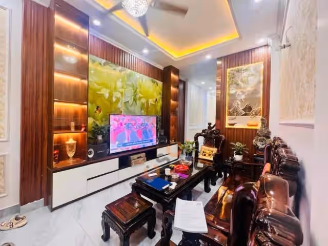 Bán nhà hẻm Đường Nguyễn Văn Huyên Cầu Giấy, Hà Nội – 4 phòng ngủ, giá 8.4 tỷ Bán nhà hẻm Đường Nguyễn Văn Huyên Cầu Giấy, Hà Nội – 4 phòng ngủ, giá 8.4 tỷ