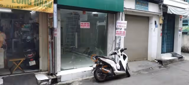 Cho thuê nhà mặt tiền Đường Trần Văn Ðang Quận 3, Ho Chi Minh – 2 phòng ngủ, giá 12 triệu Cho thuê nhà mặt tiền Đường Trần Văn Ðang Quận 3, Ho Chi Minh – 2 phòng ngủ, giá 12 triệu
