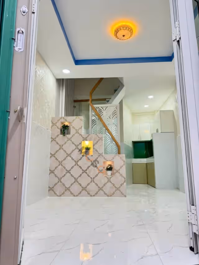 Bán nhà mặt tiền Văn Thân Quận 6, TP.HCM – 2 phòng ngủ, giá 2.1 tỷ Bán nhà mặt tiền Văn Thân Quận 6, TP.HCM – 2 phòng ngủ, giá 2.1 tỷ