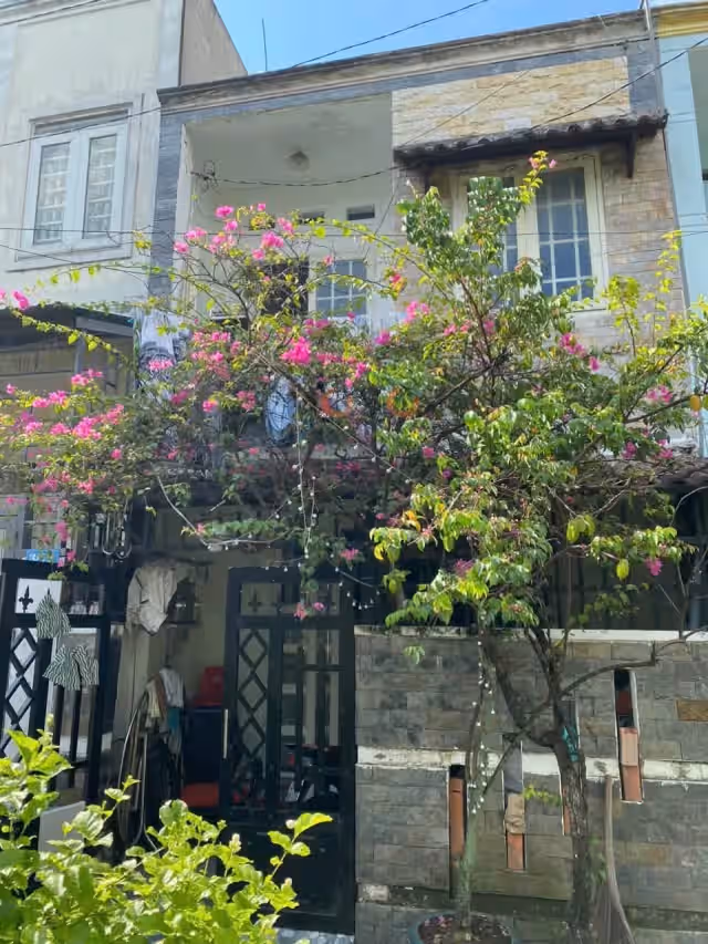 Bán nhà hẻm Thạnh Lộ 37 Quận 12, TP.HCM – 2 phòng ngủ, giá 3 tỷ Bán nhà hẻm Thạnh Lộ 37 Quận 12, TP.HCM – 2 phòng ngủ, giá 3 tỷ