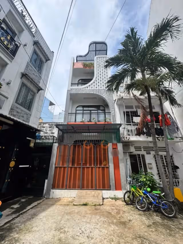 Bán nhà hẻm Thích Quảng Đức Quận Phú Nhuận, TP.HCM – 5 phòng ngủ, giá 8.8 tỷ Bán nhà hẻm Thích Quảng Đức Quận Phú Nhuận, TP.HCM – 5 phòng ngủ, giá 8.8 tỷ