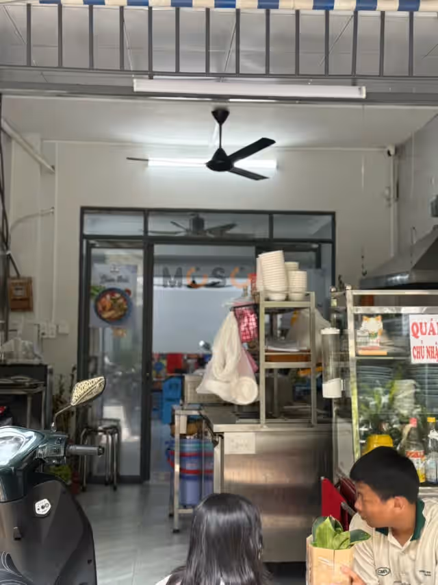 Bán căn hộ chung cư Chung cư Lạc Long Quân, số 312 Lạc Long Quân Quận 11, TP.HCM – 2 phòng ngủ, giá 5.5 tỷ Bán căn hộ chung cư Chung cư Lạc Long Quân, số 312 Lạc Long Quân Quận 11, TP.HCM – 2 phòng ngủ, giá 5.5 tỷ