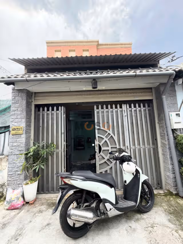 Bán nhà hẻm đường số 3 Quận Bình Tân, TP.HCM – 2 phòng ngủ, giá 4.8 tỷ Bán nhà hẻm đường số 3 Quận Bình Tân, TP.HCM – 2 phòng ngủ, giá 4.8 tỷ