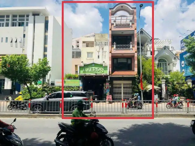 Bán nhà mặt tiền Khánh Hội Quận 4, TP.HCM – 6 phòng ngủ, giá 53 tỷ