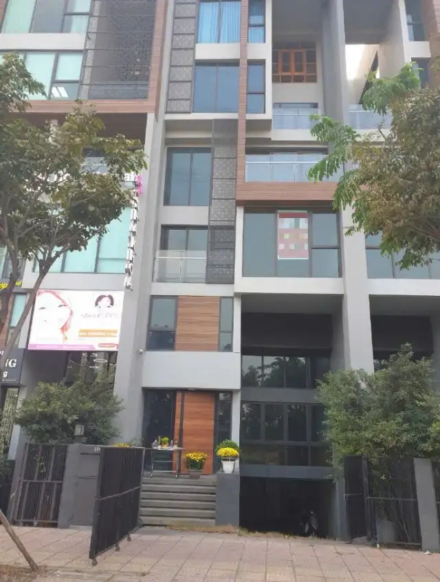 Bán nhà mặt tiền Đồng Văn Cống Thành phố Thủ Đức, TP.HCM – 6 phòng ngủ, giá 35 tỷ
