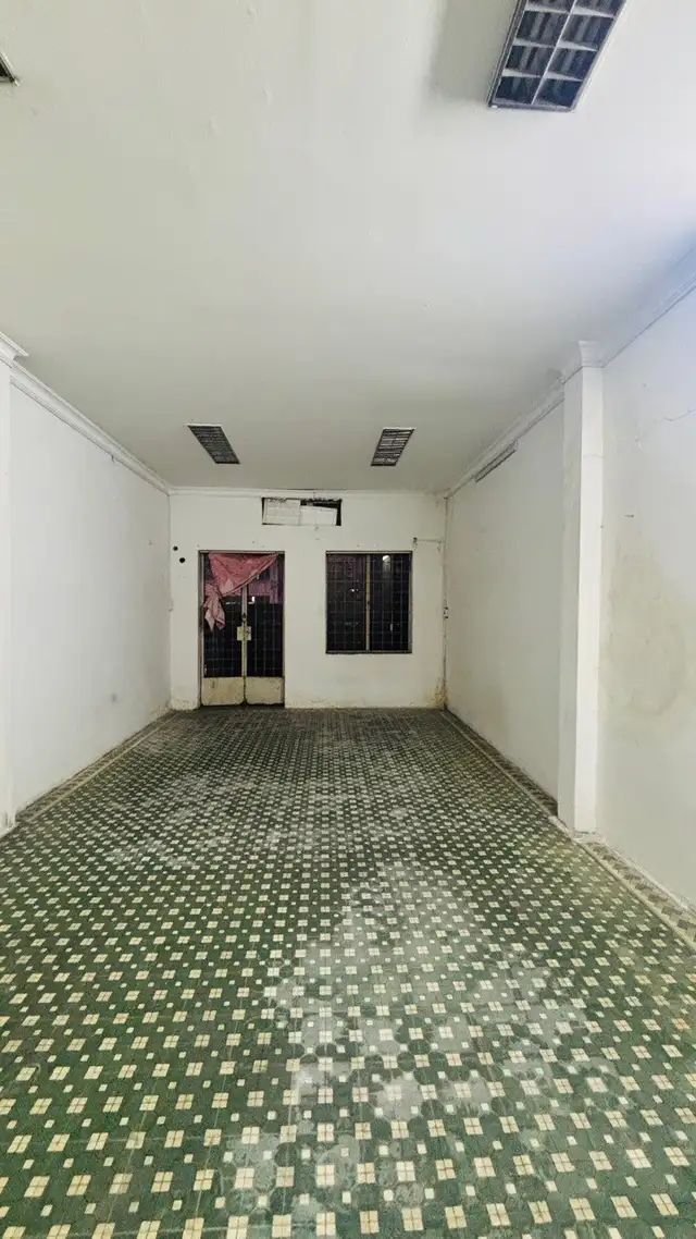 Bán nhà mặt tiền Nguyễn Hồng Đào Quận Tân Bình, TP.HCM – 4 phòng ngủ, giá 18 tỷ Bán nhà mặt tiền Nguyễn Hồng Đào Quận Tân Bình, TP.HCM – 4 phòng ngủ, giá 18 tỷ