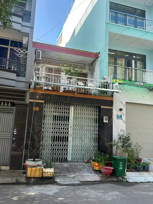 Bán nhà mặt tiền Đường Trần Thủ Độ Quận Tân Phú, TP.HCM – 2 phòng ngủ, giá 8.5 tỷ