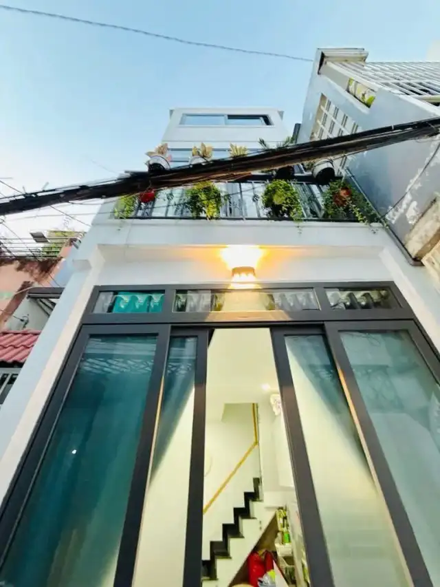 Bán nhà hẻm Nguyễn Thượng Hiền Quận Bình Thạnh, TP.HCM – 2 phòng ngủ, giá 2.5 tỷ