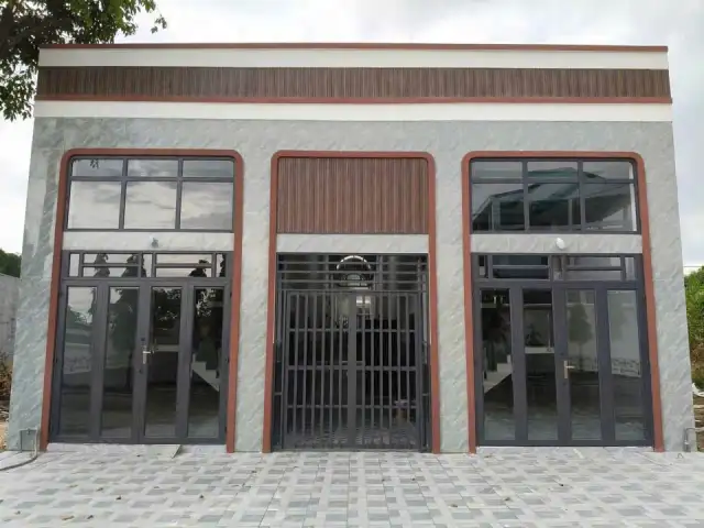 Bán nhà mặt tiền đường N17 Thành phố Bến Cát, Bình Dương – 10 phòng ngủ, giá 5.5 tỷ Bán nhà mặt tiền đường N17 Thành phố Bến Cát, Bình Dương – 10 phòng ngủ, giá 5.5 tỷ