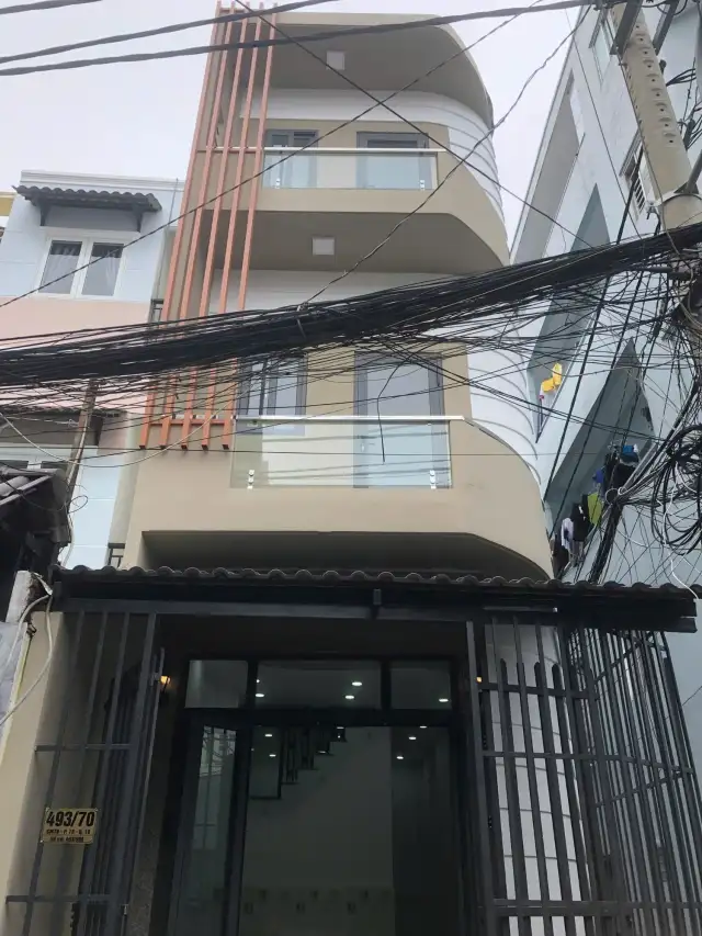 Bán nhà hẻm Cách Mạng Tháng Tám Quận 10, TP.HCM – 4 phòng ngủ, giá 10.9 tỷ