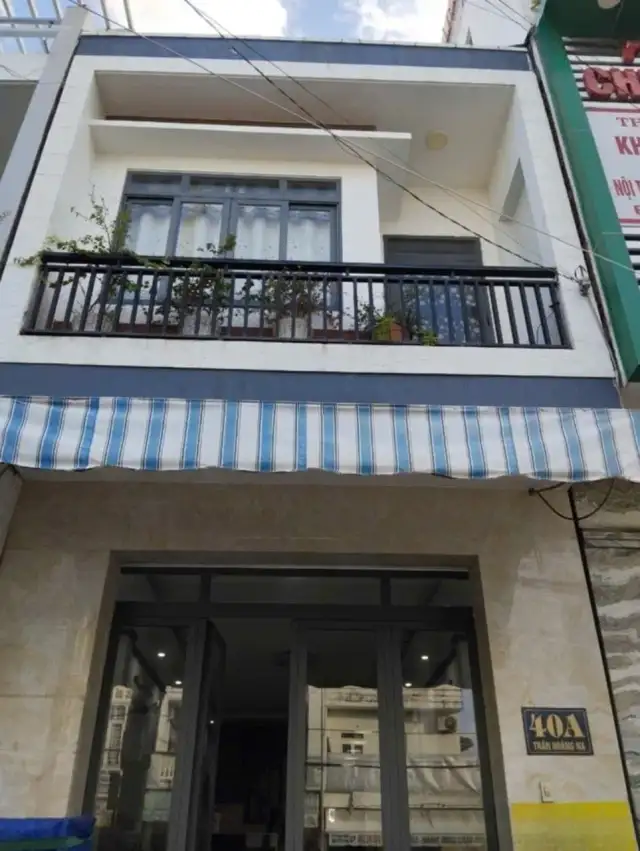 Bán nhà mặt tiền Trần Hoàng Na Quận Ninh Kiều, TP. Cần Thơ – 5 phòng ngủ, giá 11.7 tỷ Bán nhà mặt tiền Trần Hoàng Na Quận Ninh Kiều, TP. Cần Thơ – 5 phòng ngủ, giá 11.7 tỷ