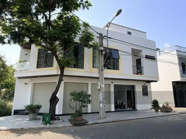 Bán nhà mặt tiền Khu dân cư Đất Lành  Thành phố Nha Trang, Khánh Hòa – 2 phòng ngủ, giá 5 tỷ