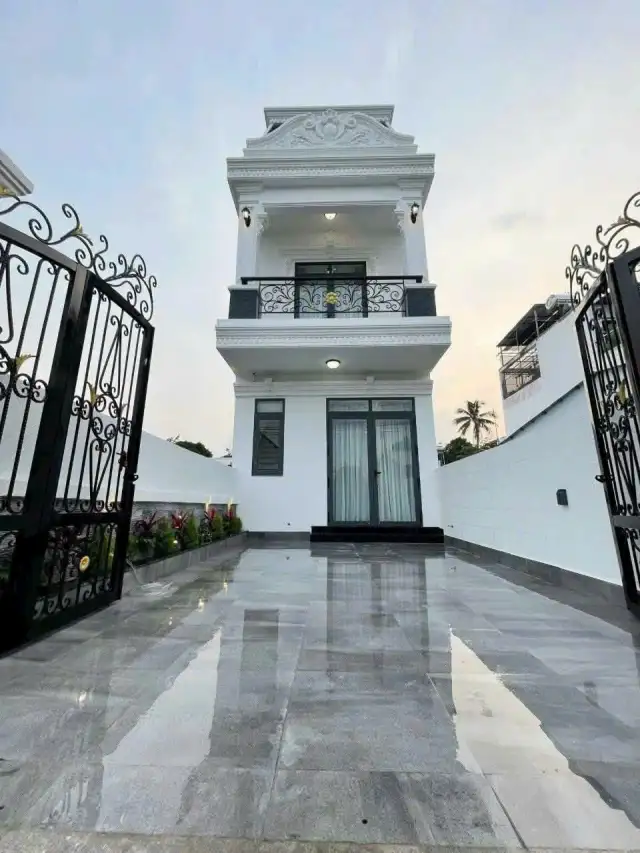 Bán nhà hẻm Đường Nguyễn Văn Cừ Thành phố Thủ Dầu Một, Bình Dương – 3 phòng ngủ, giá 3.6 tỷ