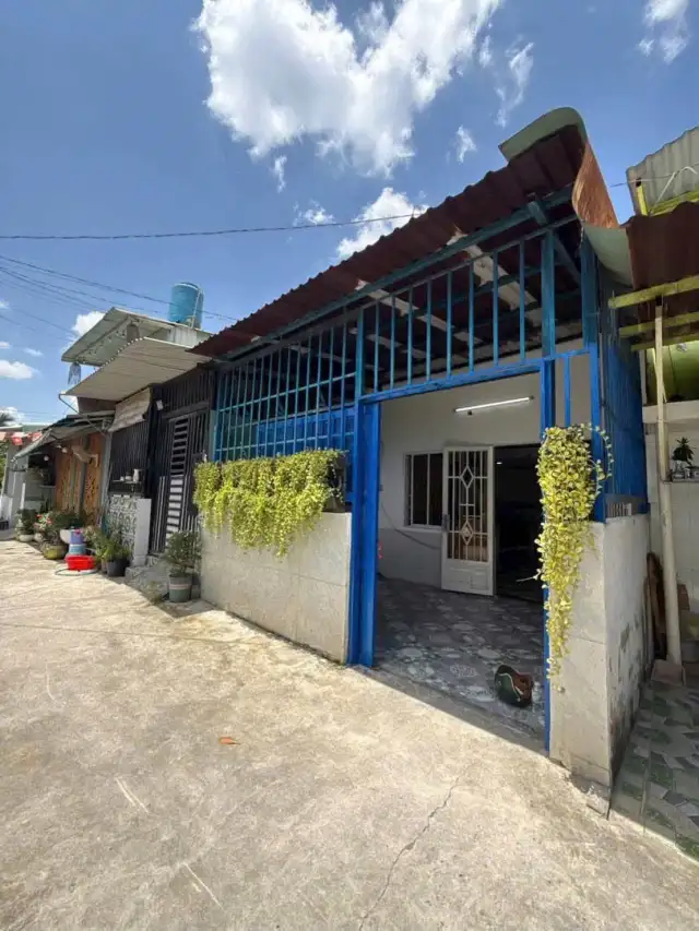 Bán nhà mặt tiền An Phú Đông Quận 12, TP.HCM – 1 phòng ngủ, giá 2.1 tỷ Bán nhà mặt tiền An Phú Đông Quận 12, TP.HCM – 1 phòng ngủ, giá 2.1 tỷ