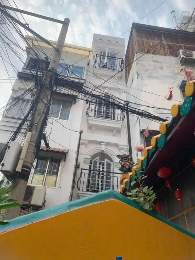 Bán nhà hẻm Phó Đức Chính Quận 1, TP.HCM – 2 phòng ngủ, giá 2.8 tỷ