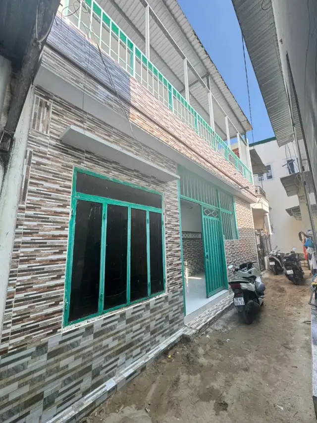 Bán nhà hẻm Phạm Văn Đồng Thành phố Nha Trang, Khánh Hòa – 4 phòng ngủ, giá 2.8 tỷ Bán nhà hẻm Phạm Văn Đồng Thành phố Nha Trang, Khánh Hòa – 4 phòng ngủ, giá 2.8 tỷ