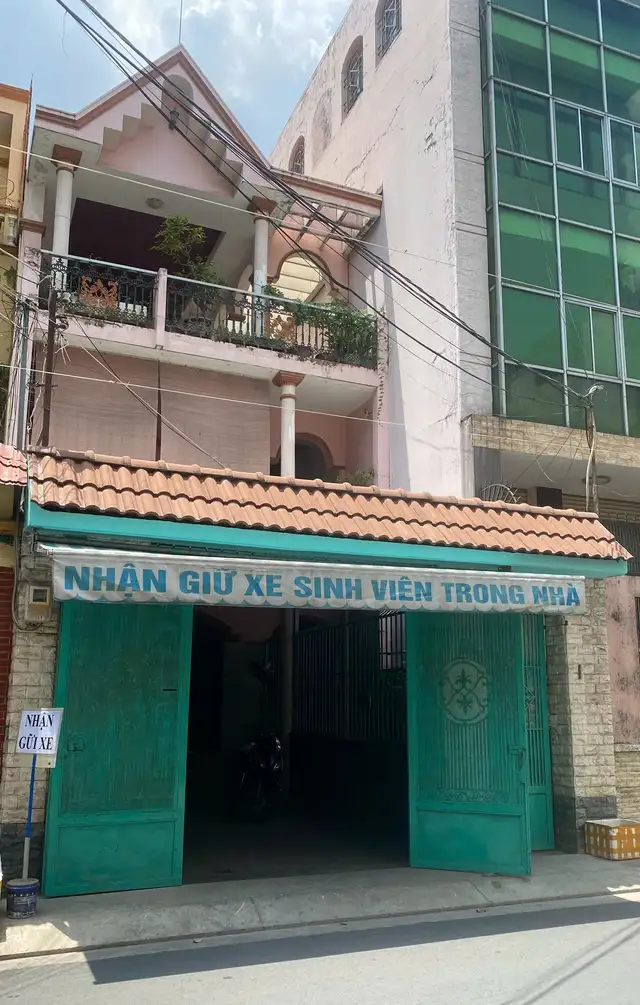 Bán nhà hẻm Hoàng Hoa Thám Quận Tân Bình, TP.HCM – giá 42.5 tỷ Bán nhà hẻm Hoàng Hoa Thám Quận Tân Bình, TP.HCM – giá 42.5 tỷ