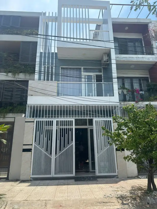 Bán nhà mặt tiền Bàu Năng 1 Quận Liên Chiểu, TP. Đà Nẵng – 3 phòng ngủ, giá 6.9 tỷ