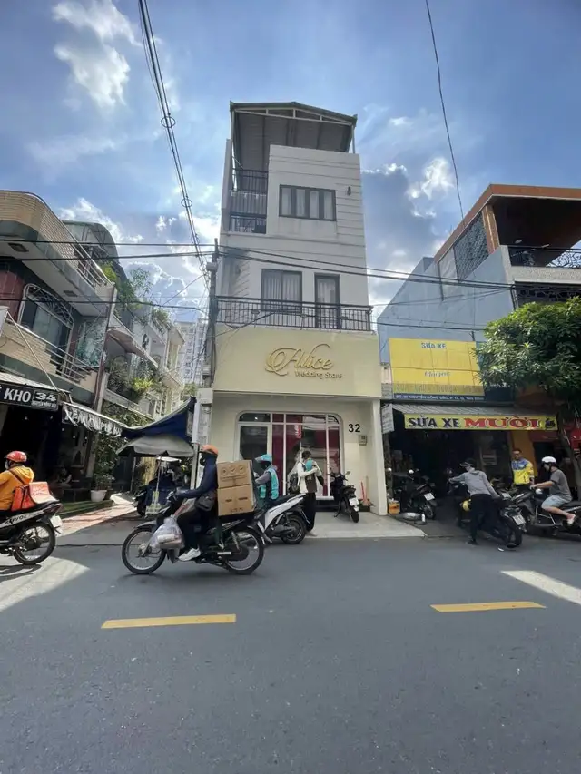 Bán nhà mặt tiền Nguyễn Hồng Đào Quận Tân Bình, TP.HCM – giá 14.8 tỷ Bán nhà mặt tiền Nguyễn Hồng Đào Quận Tân Bình, TP.HCM – giá 14.8 tỷ