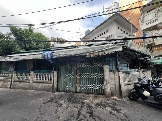 Bán nhà mặt tiền Nhật Tảo Quận 10, TP.HCM – giá 11 tỷ
