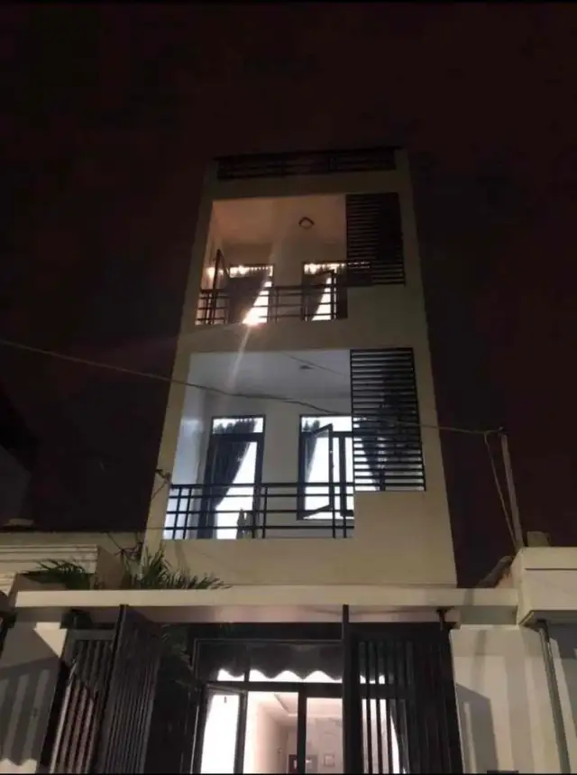 Bán nhà mặt tiền Nguyễn Đình Chiểu Quận Ngũ Hành Sơn, TP. Đà Nẵng – 7 phòng ngủ, giá 12 tỷ Bán nhà mặt tiền Nguyễn Đình Chiểu Quận Ngũ Hành Sơn, TP. Đà Nẵng – 7 phòng ngủ, giá 12 tỷ