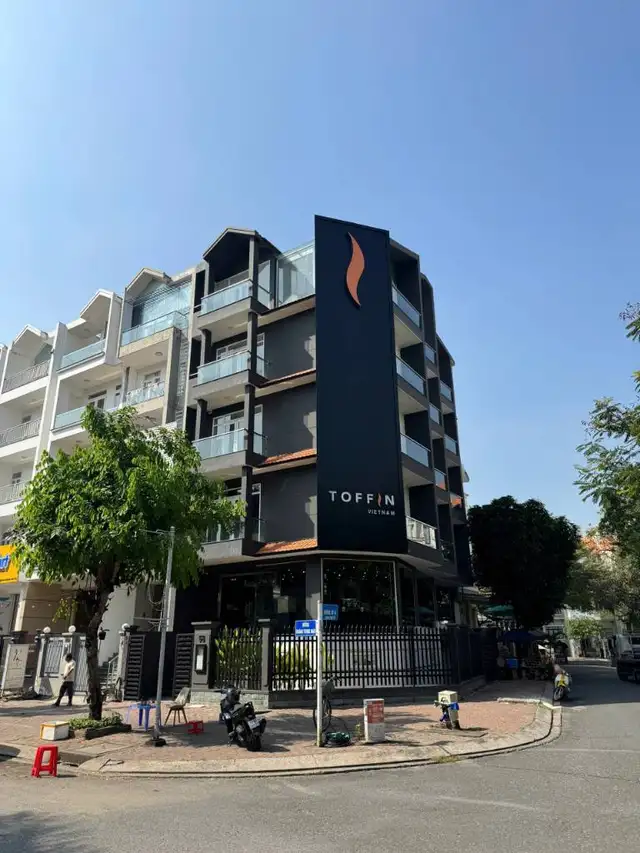 Bán nhà mặt tiền Hoàng Trọng Mậu Quận 7, TP.HCM – 1 phòng ngủ, giá 63 tỷ Bán nhà mặt tiền Hoàng Trọng Mậu Quận 7, TP.HCM – 1 phòng ngủ, giá 63 tỷ