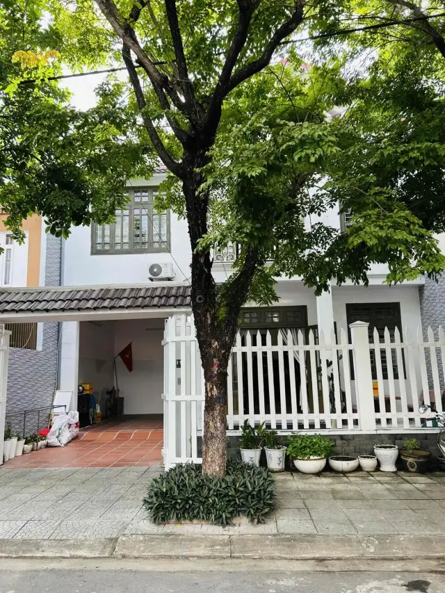 Bán nhà mặt tiền Cẩm Bắc 2 Quận Cẩm Lệ, TP. Đà Nẵng – 4 phòng ngủ, giá 10 tỷ Bán nhà mặt tiền Cẩm Bắc 2 Quận Cẩm Lệ, TP. Đà Nẵng – 4 phòng ngủ, giá 10 tỷ