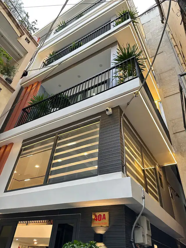 Bán nhà mặt tiền Tôn Thất Tùng Quận 1, TP.HCM – 10 phòng ngủ, giá 30 tỷ Bán nhà mặt tiền Tôn Thất Tùng Quận 1, TP.HCM – 10 phòng ngủ, giá 30 tỷ