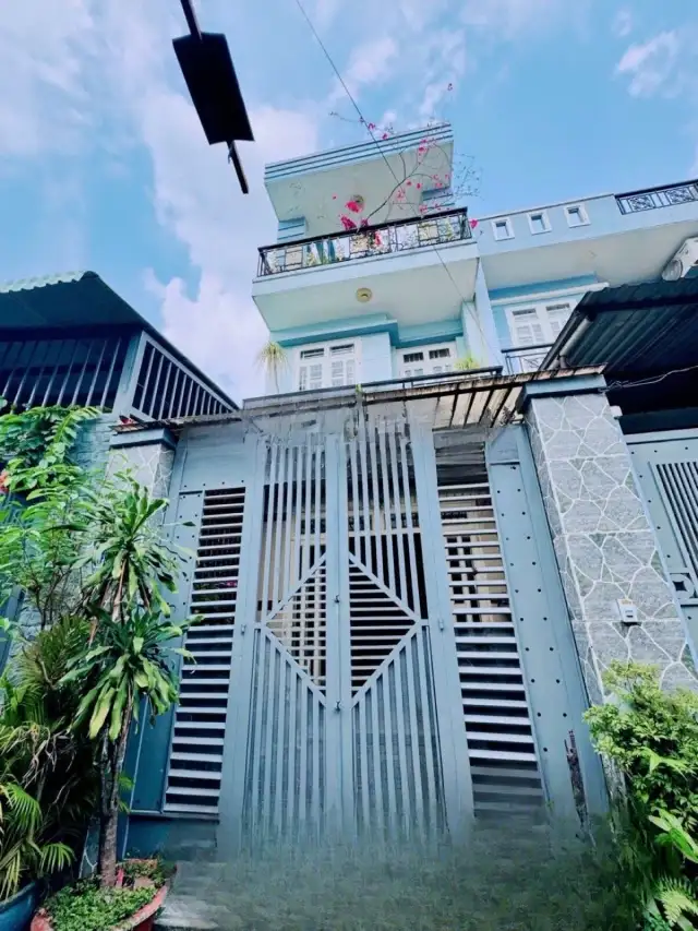 Bán nhà hẻm Hồ Văn Long Quận Bình Tân, TP.HCM – 3 phòng ngủ, giá 5.5 tỷ