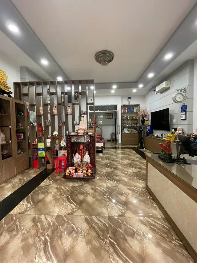 Bán nhà mặt tiền Nguyễn Hồng Đào Quận Tân Bình, TP.HCM – 4 phòng ngủ, giá 19 tỷ Bán nhà mặt tiền Nguyễn Hồng Đào Quận Tân Bình, TP.HCM – 4 phòng ngủ, giá 19 tỷ