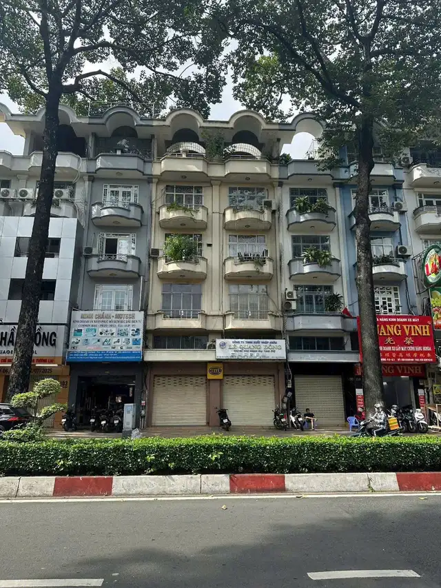 Bán nhà mặt tiền An Dương Vương Quận 5, TP.HCM – 6 phòng ngủ, giá 92 tỷ Bán nhà mặt tiền An Dương Vương Quận 5, TP.HCM – 6 phòng ngủ, giá 92 tỷ