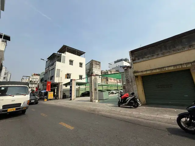 Bán nhà mặt tiền Hồ Hảo Hớn Quận 1, TP.HCM – giá 300 tỷ