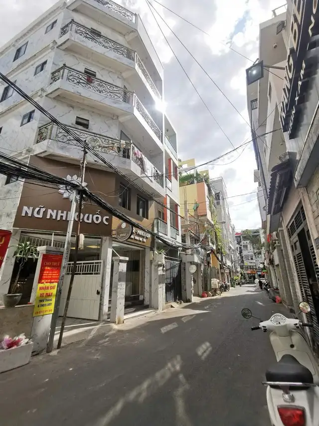 Bán nhà hẻm Nguyễn Trãi Quận 1, TP.HCM – giá 68 tỷ Bán nhà hẻm Nguyễn Trãi Quận 1, TP.HCM – giá 68 tỷ