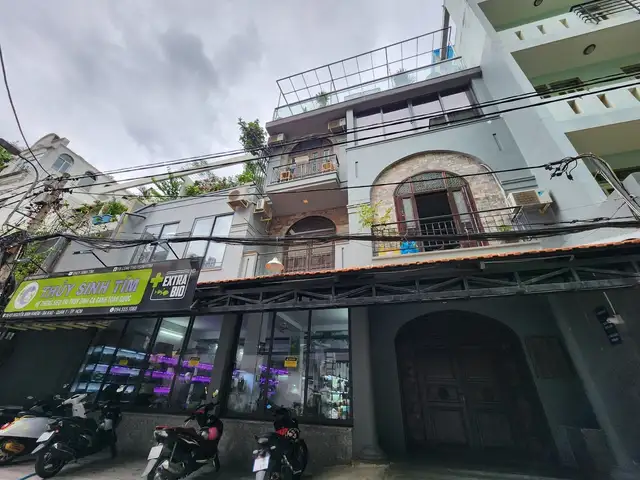 Bán nhà hẻm Nguyễn Bỉnh Khiêm Quận 1, TP.HCM – 4 phòng ngủ, giá 33 tỷ Bán nhà hẻm Nguyễn Bỉnh Khiêm Quận 1, TP.HCM – 4 phòng ngủ, giá 33 tỷ