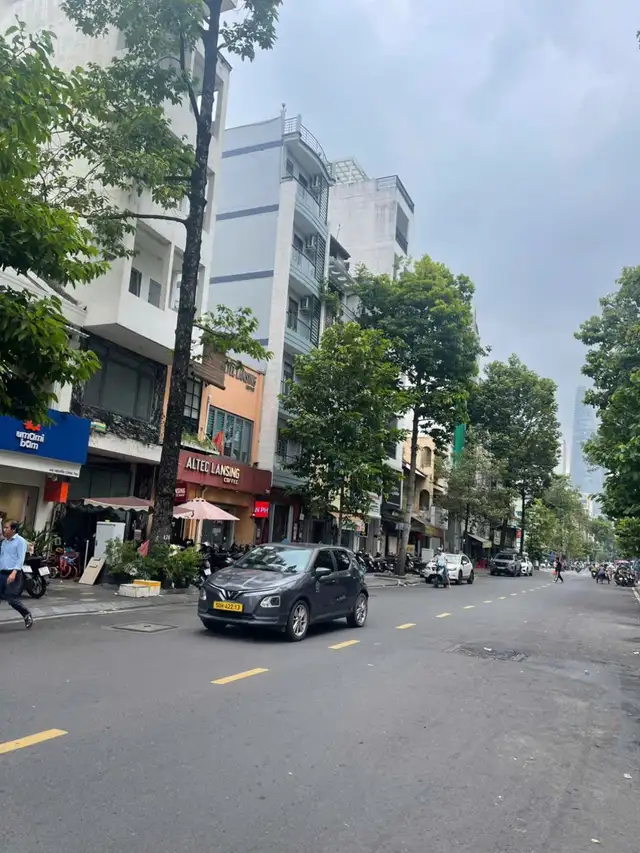 Bán nhà mặt tiền Nguyễn Công Trứ Quận 1, TP.HCM – 14 phòng ngủ, giá 42 tỷ Bán nhà mặt tiền Nguyễn Công Trứ Quận 1, TP.HCM – 14 phòng ngủ, giá 42 tỷ