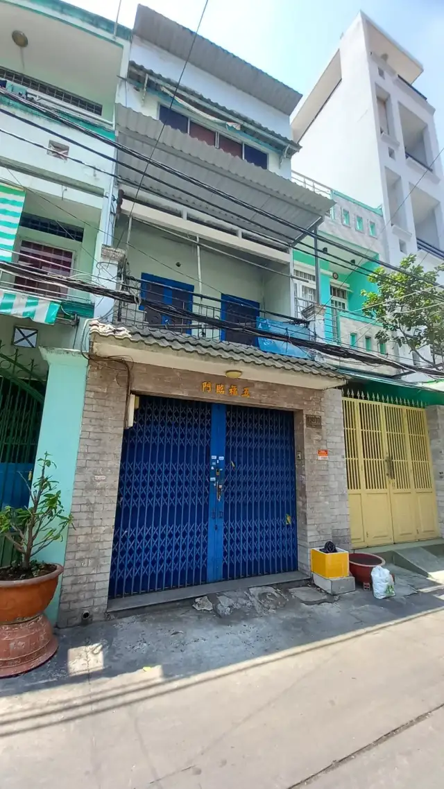 Bán nhà hẻm Xóm Đất Quận 11, TP.HCM – 3 phòng ngủ, giá 6.6 tỷ Bán nhà hẻm Xóm Đất Quận 11, TP.HCM – 3 phòng ngủ, giá 6.6 tỷ