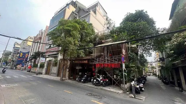 Bán nhà hẻm Nguyễn Trọng Tuyển Quận Phú Nhuận, TP.HCM – 3 phòng ngủ, giá 45 tỷ Bán nhà hẻm Nguyễn Trọng Tuyển Quận Phú Nhuận, TP.HCM – 3 phòng ngủ, giá 45 tỷ