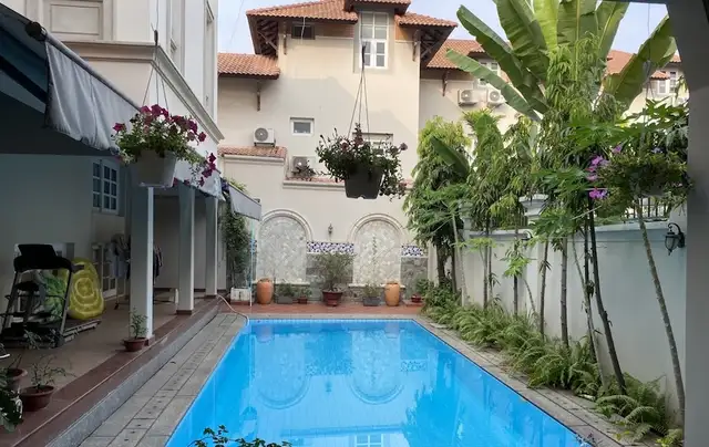 Bán nhà mặt tiền Nguyễn Văn Hưởng Thành phố Thủ Đức, TP.HCM – 1 phòng ngủ, giá 400 tỷ Bán nhà mặt tiền Nguyễn Văn Hưởng Thành phố Thủ Đức, TP.HCM – 1 phòng ngủ, giá 400 tỷ