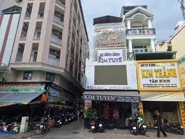 Bán nhà mặt tiền Hoàng Hoa Thám Quận Tân Bình, TP.HCM – giá 32 tỷ Bán nhà mặt tiền Hoàng Hoa Thám Quận Tân Bình, TP.HCM – giá 32 tỷ