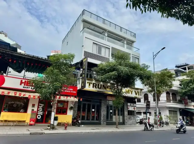 Bán nhà mặt tiền Nguyễn Thiện Thuật Thành phố Nha Trang, Khánh Hòa – 4 phòng ngủ, giá 50 tỷ Bán nhà mặt tiền Nguyễn Thiện Thuật Thành phố Nha Trang, Khánh Hòa – 4 phòng ngủ, giá 50 tỷ